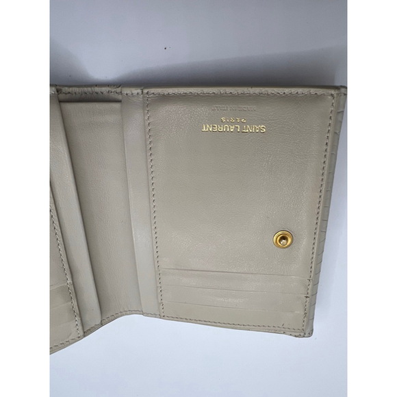 Excellent Condition Saint Laurent Wallet Beige Croc-Embossed Leather - Picture 3 of 9